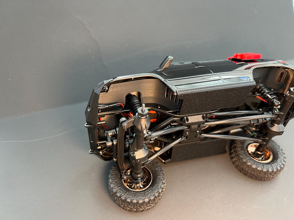 SCX24 Lexus GX Inner Fenders *Optional rock light COMPATIBLE fenders