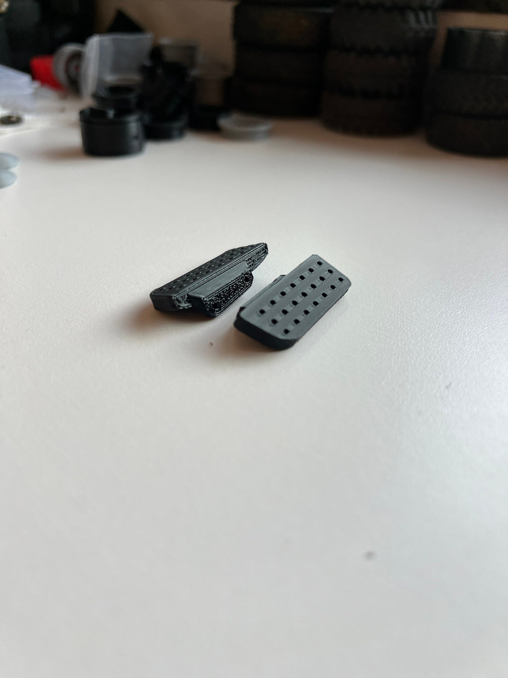 SCX24 slider mag mounts for 6 degree chassis